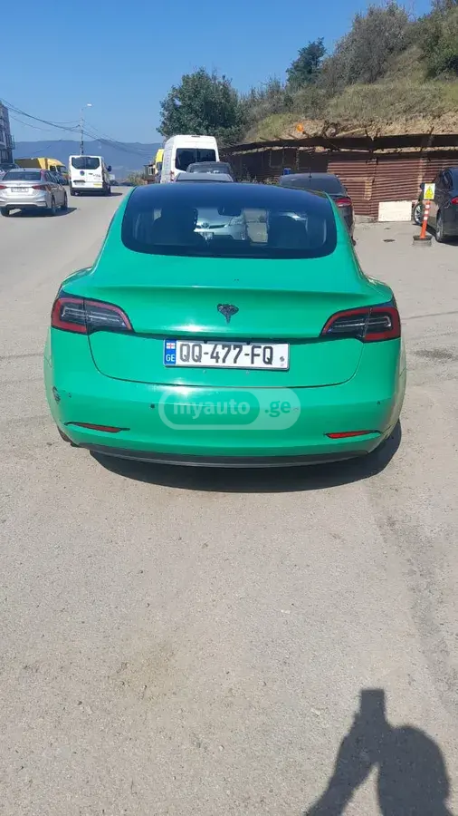 Tesla Model 3 2018 — photo 2