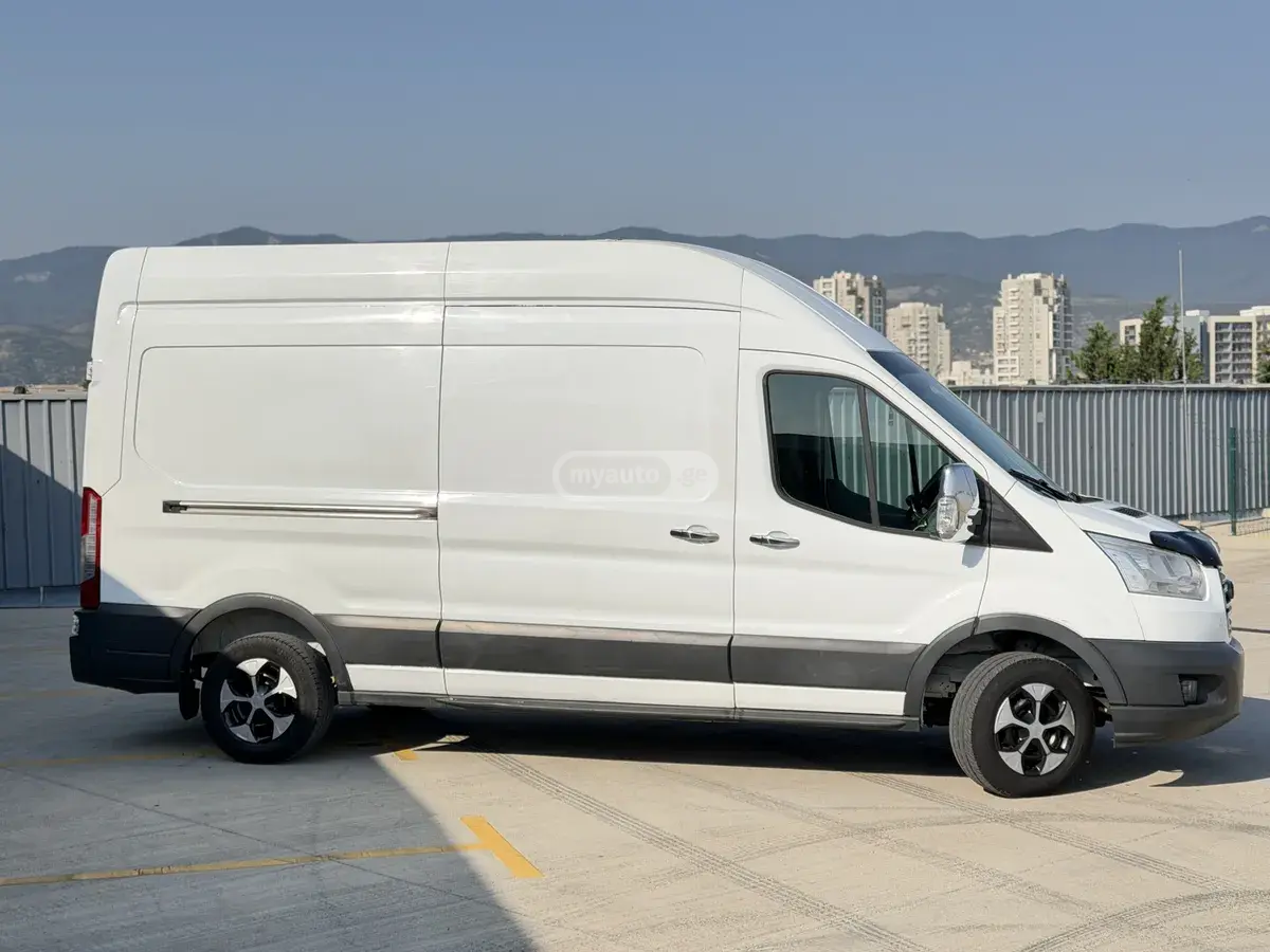 Ford Transit 2015 — photo 2
