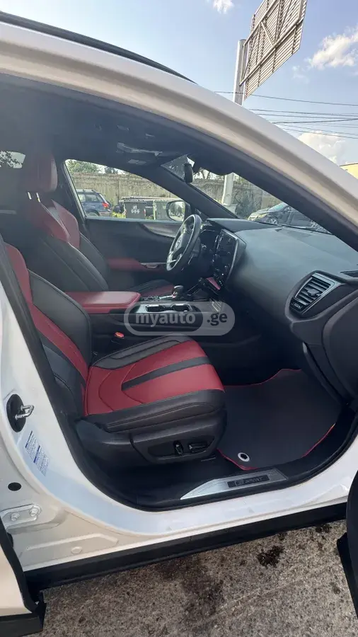 Lexus NX 350 2022 — photo 2