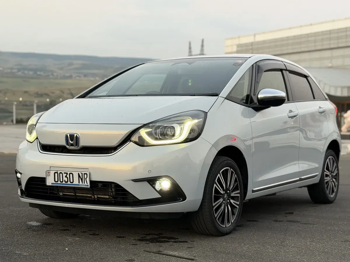 Honda Fit 2022 — photo 2