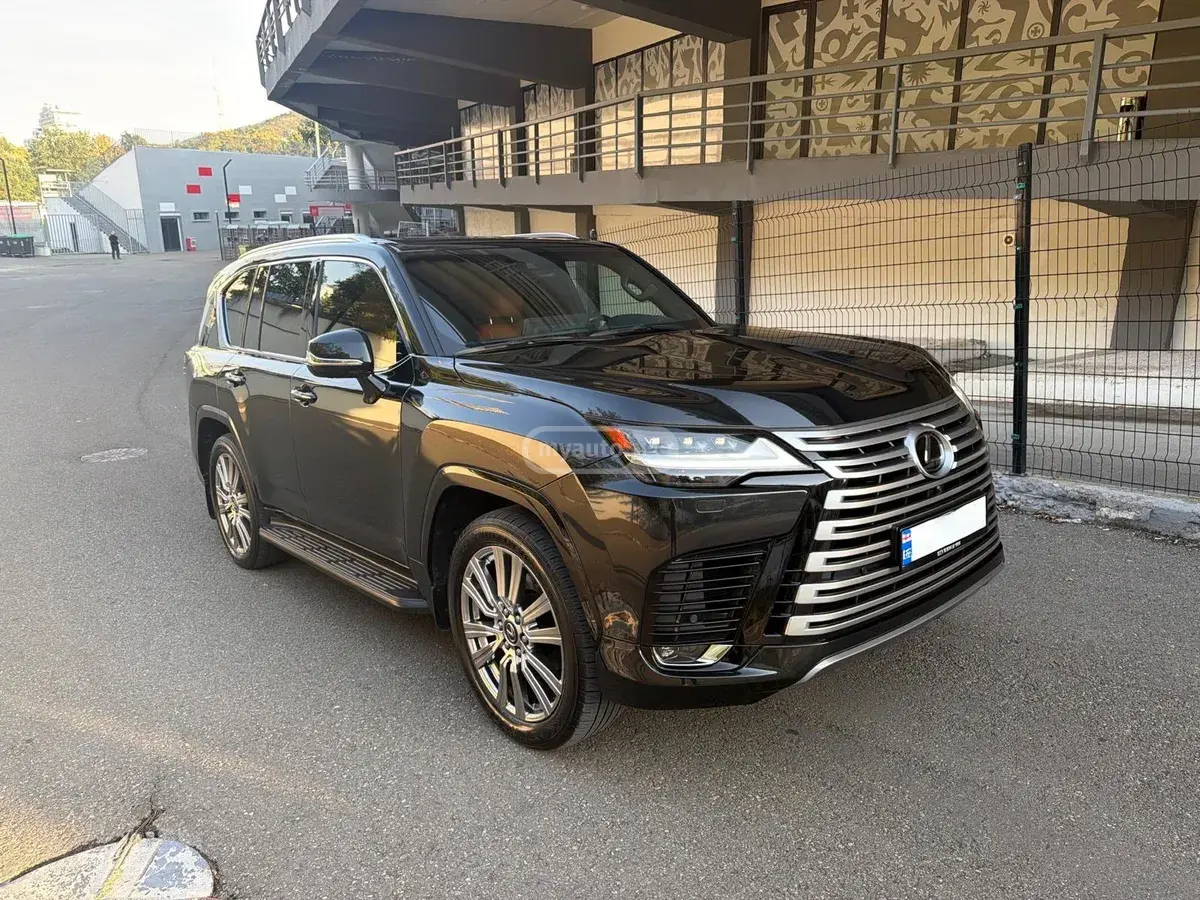 Lexus LX 500