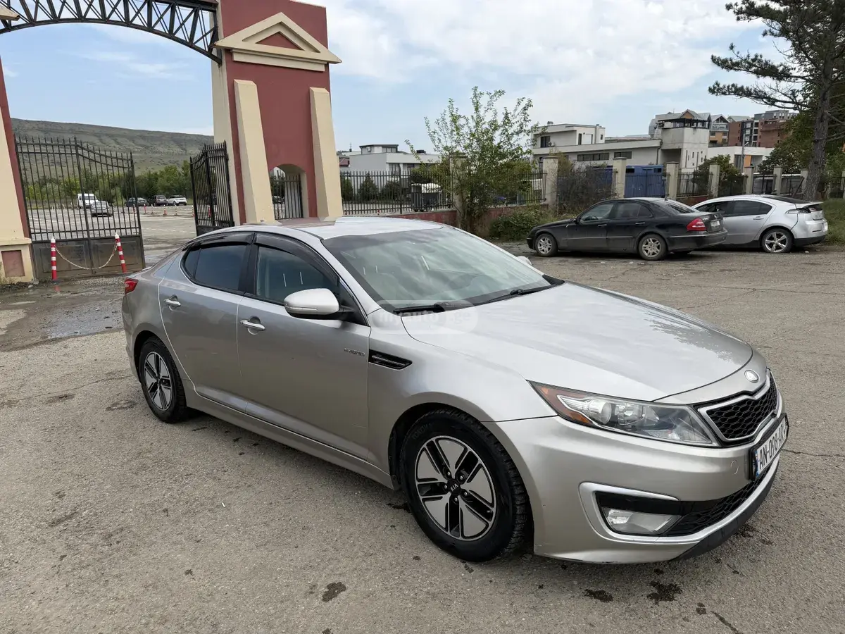 Kia Optima 2013 — photo 2