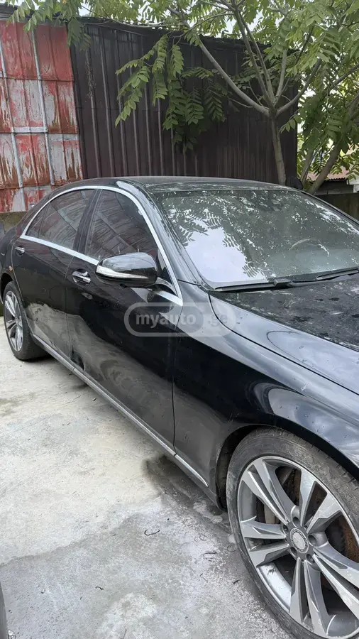 Mercedes-Benz S 550
