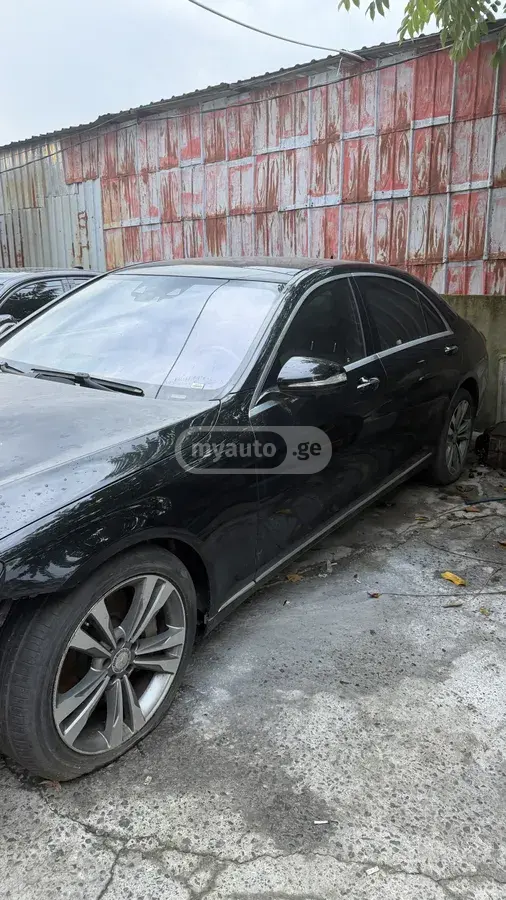 Mercedes-Benz S 550 2015 — photo 2