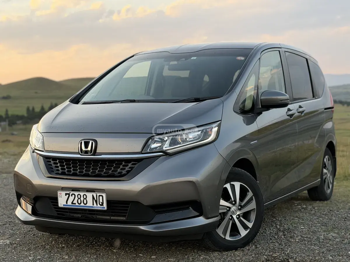 Honda Freed 2022 — photo 2