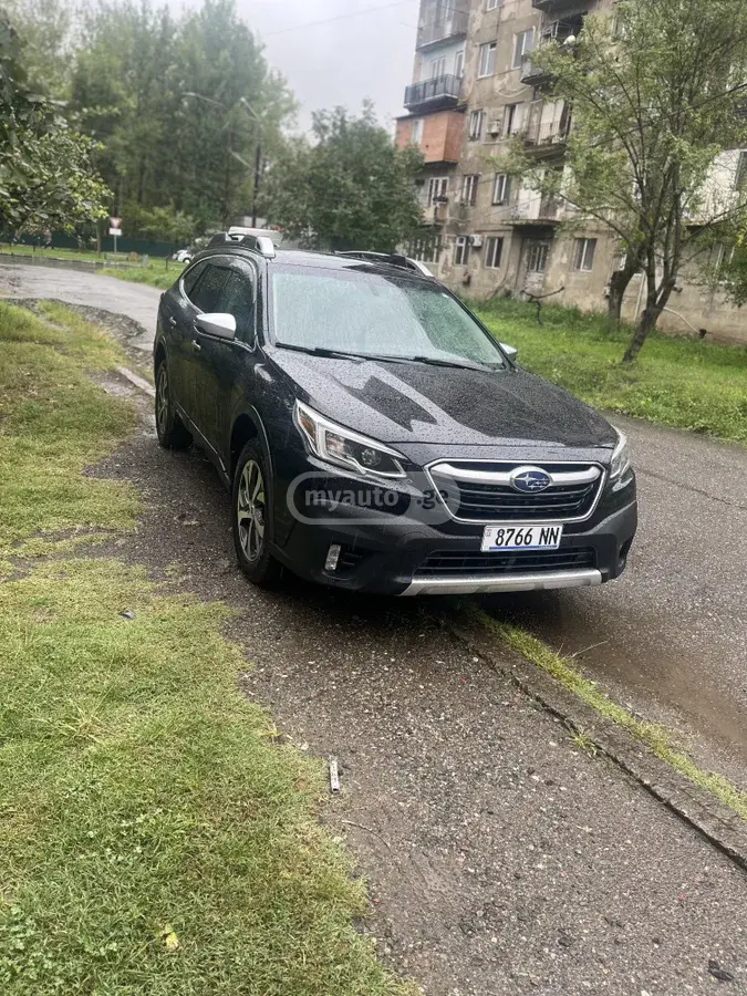 Subaru Outback 2022 — photo 2