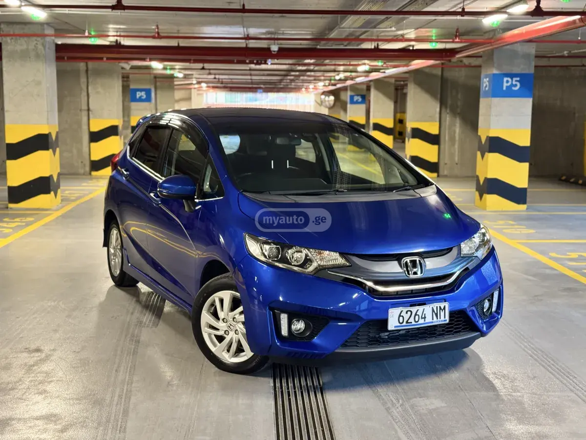 Honda Fit 2016 — photo 2