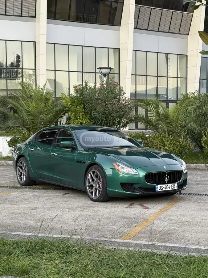 Maserati Quattroporte