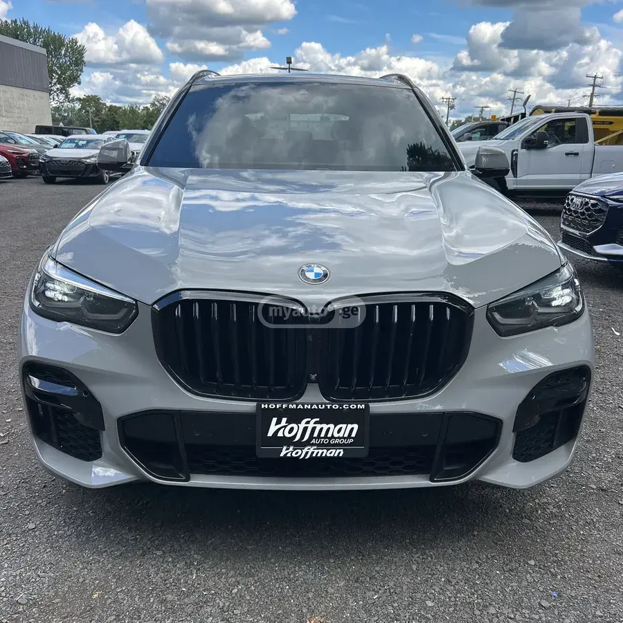 BMW X5 2023 — photo 2