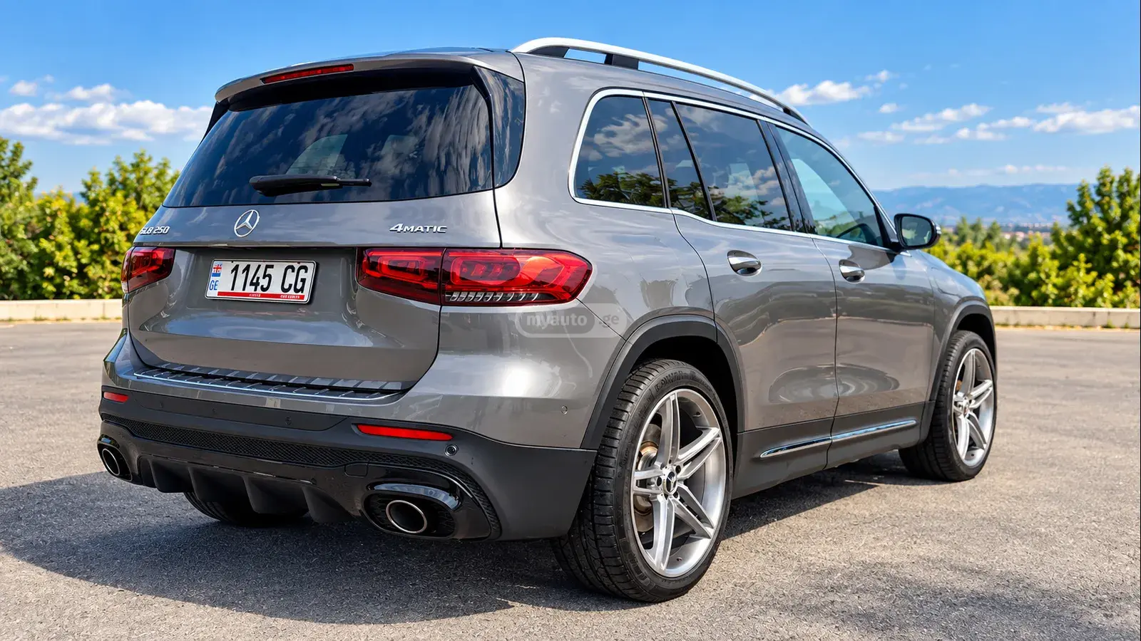 Mercedes-Benz GLB 250 2022 — photo 2