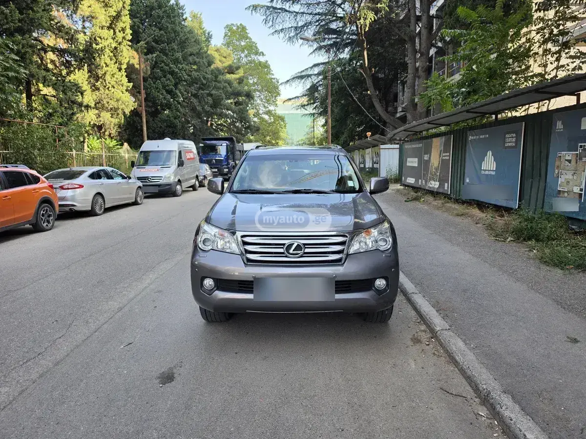 Lexus GX 460 2013 — photo 2