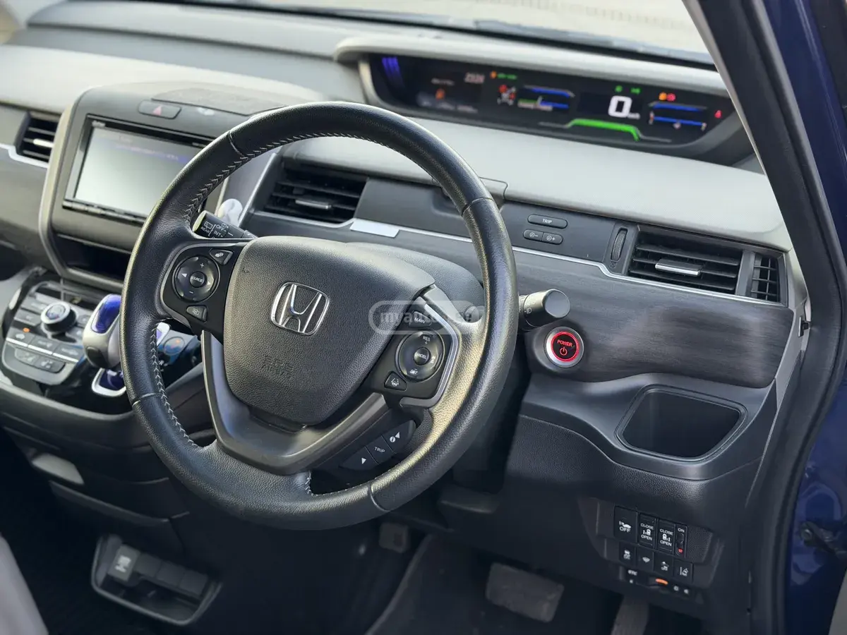 Honda Freed 2018 — photo 2