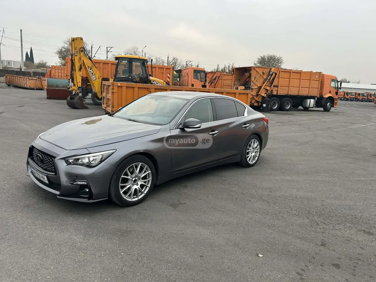 Infiniti Q50