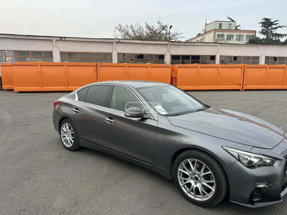Infiniti Q50 2015 — photo 2