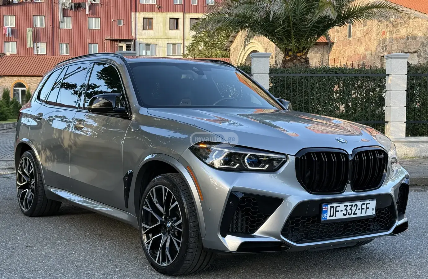 BMW X5 M 2022 — photo 2