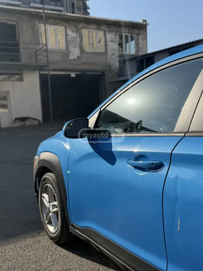 Hyundai Kona 2021 — photo 2