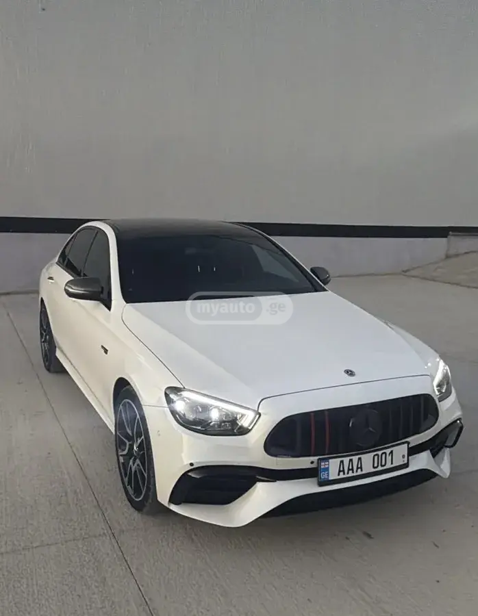Mercedes-Benz E43 AMG
