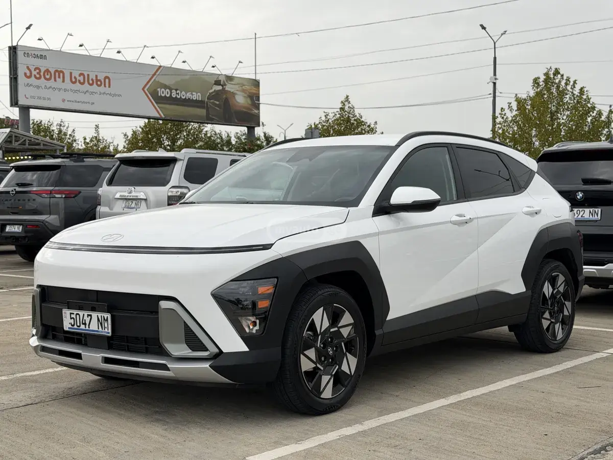 Hyundai Kona 2023 — photo 2