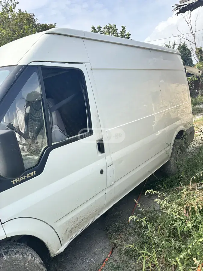 Ford Transit 2001 — photo 2