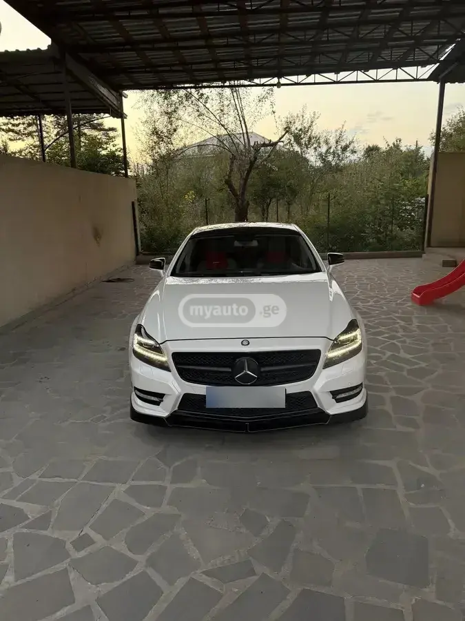 Mercedes-Benz CLS 550