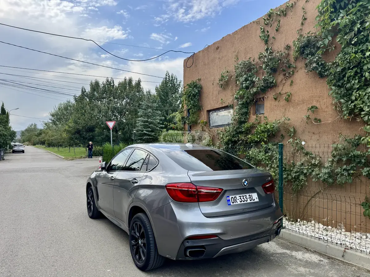 BMW X6 2016 — photo 2