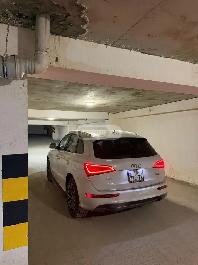 Audi Q5 2015 — photo 2