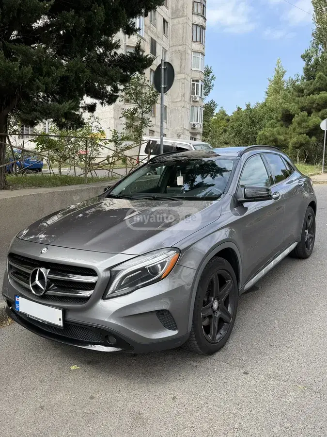 Mercedes-Benz GLA 250