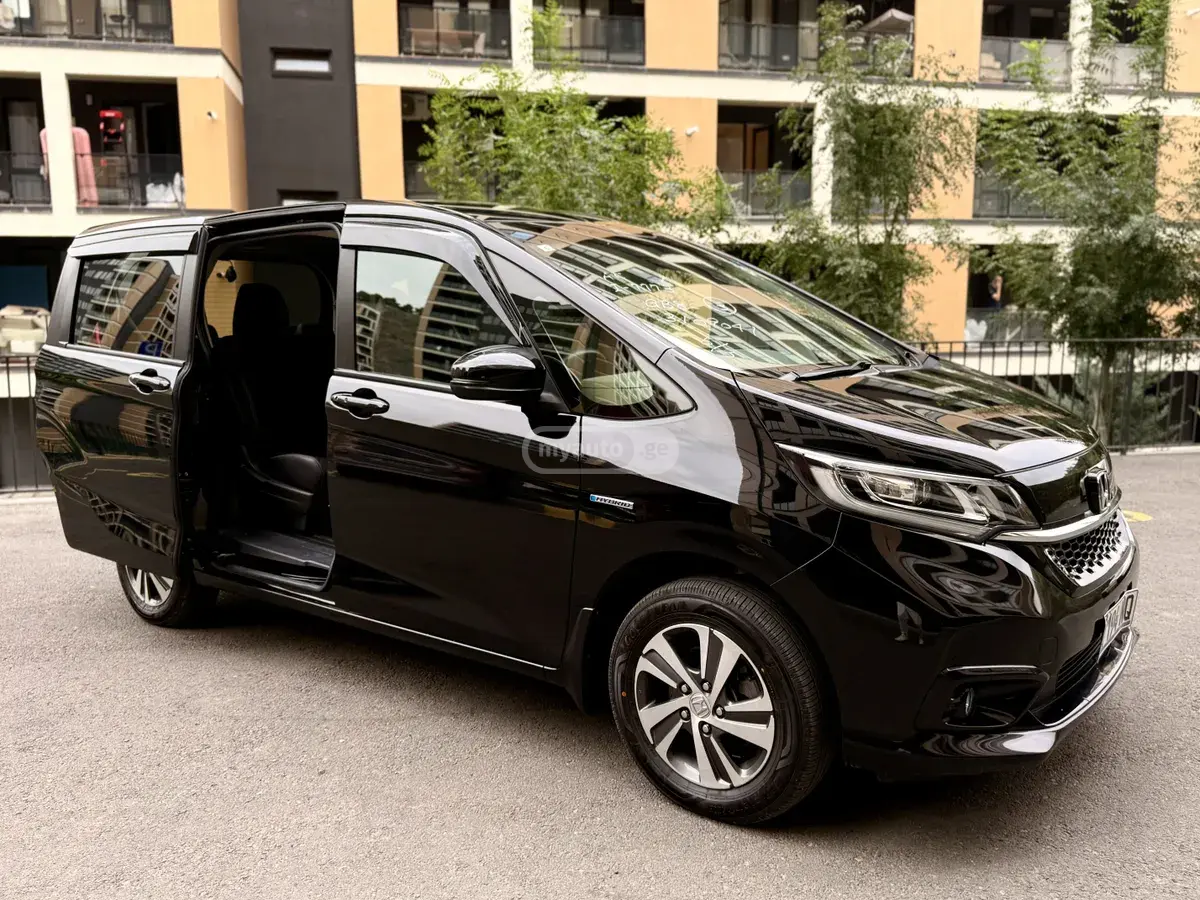 Honda Freed 2021 — photo 2