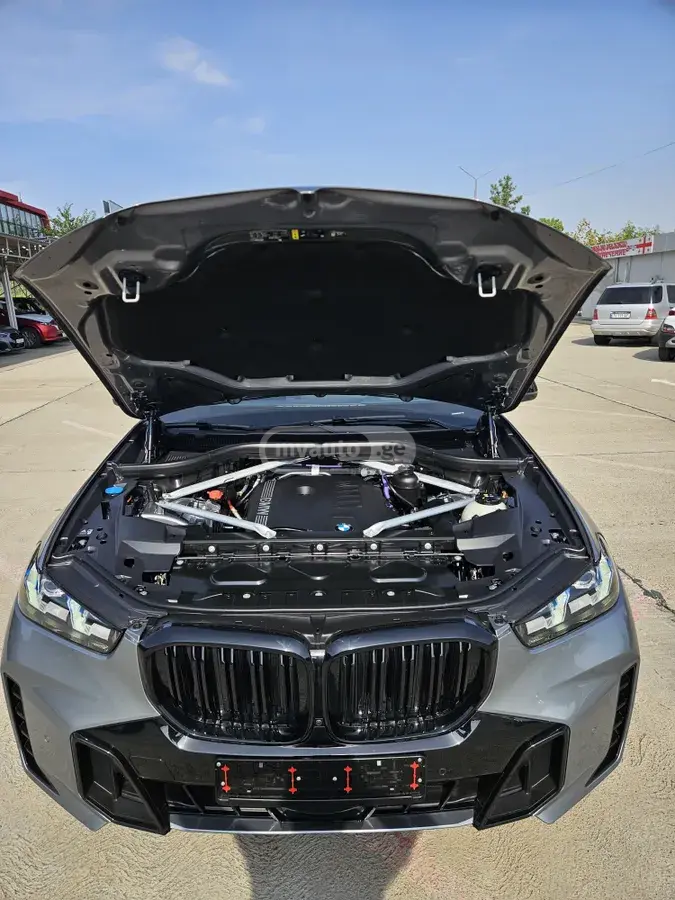 BMW X5 2023 — photo 2