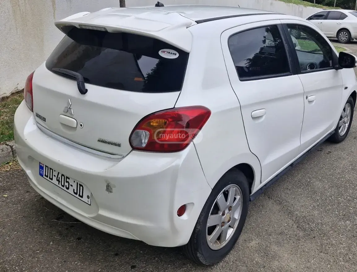 Mitsubishi Mirage 2015 — photo 2