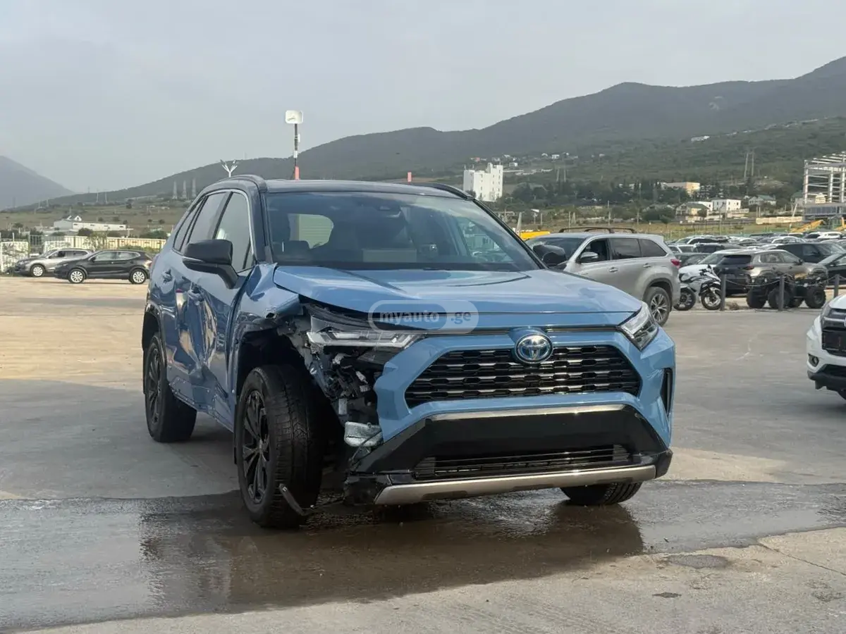 Toyota RAV4 2024 — photo 2