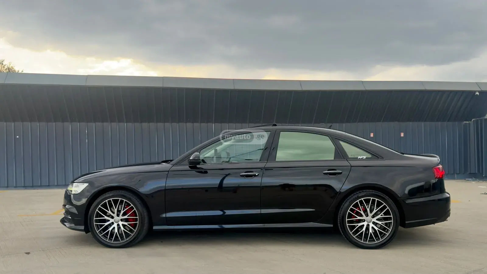 Audi A6 2016 — photo 2