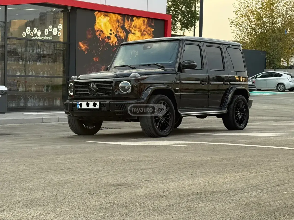 Mercedes-Benz G 400