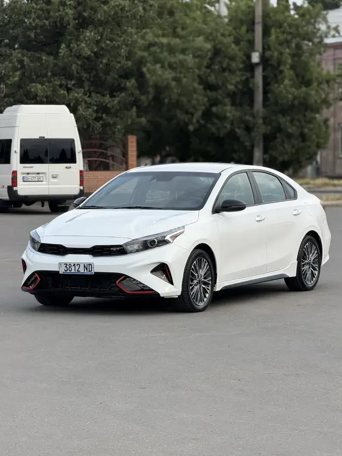 Kia Forte 2022 — photo 2