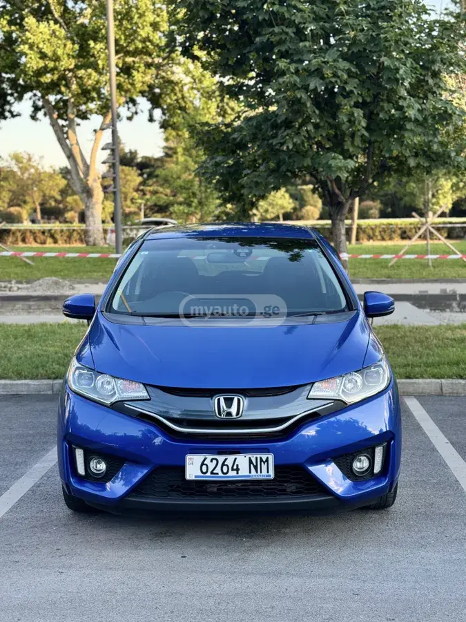 Honda Fit 2016 — photo 2
