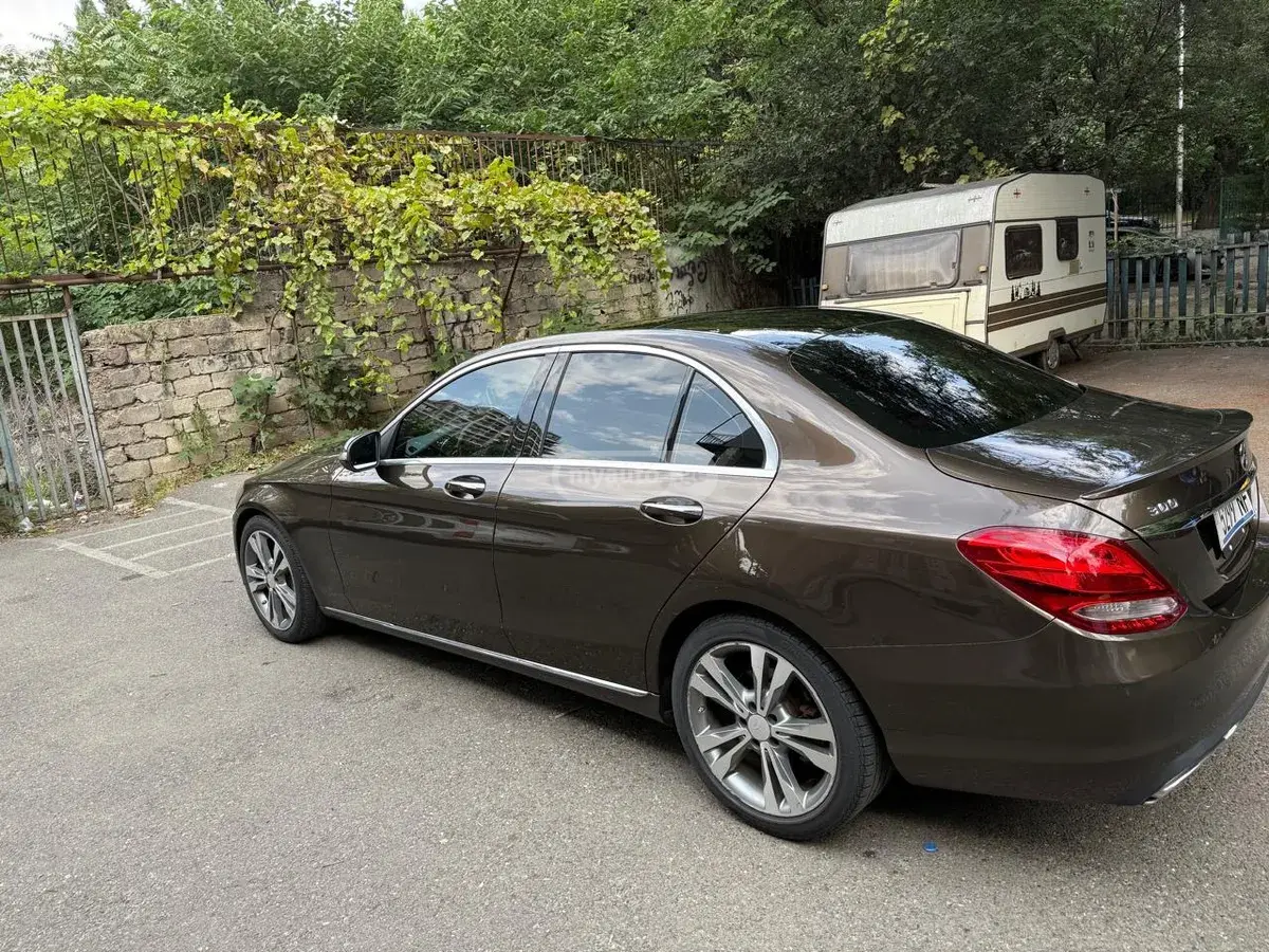Mercedes-Benz C 300
