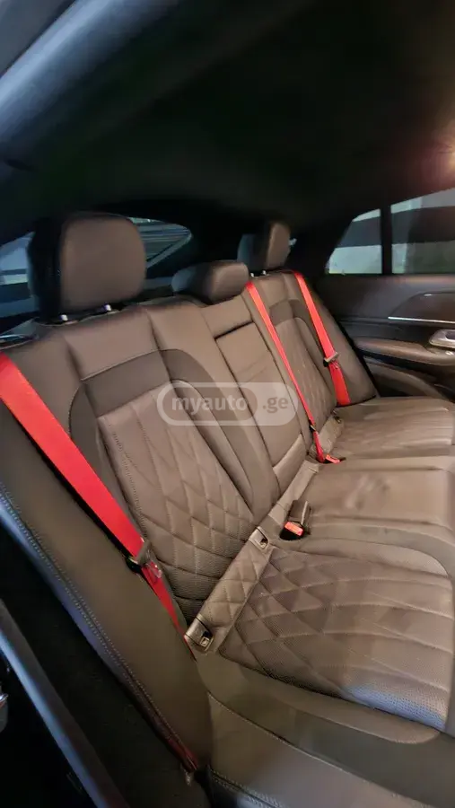 Mercedes-Benz GLE 63 AMG 2023 — photo 2