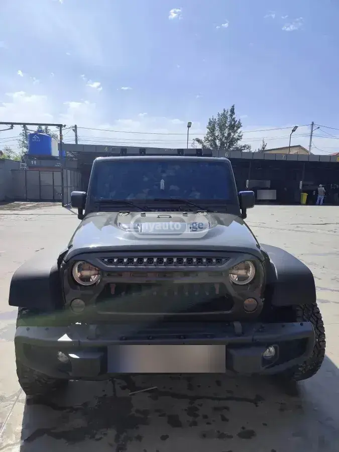 Jeep Wrangler 2016 — photo 2