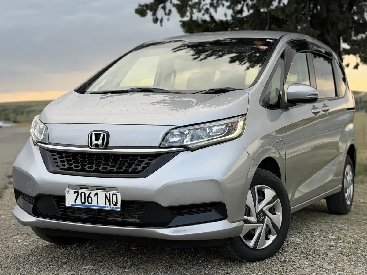 Honda Freed 2021 — photo 2