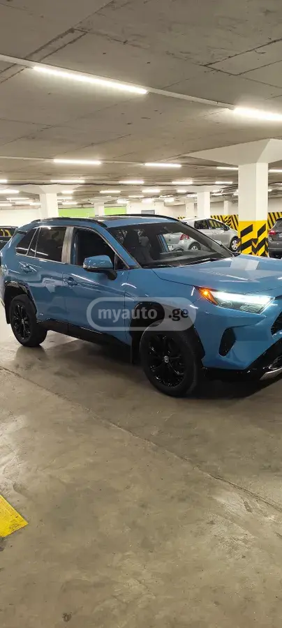 Toyota RAV4 2022 — photo 2