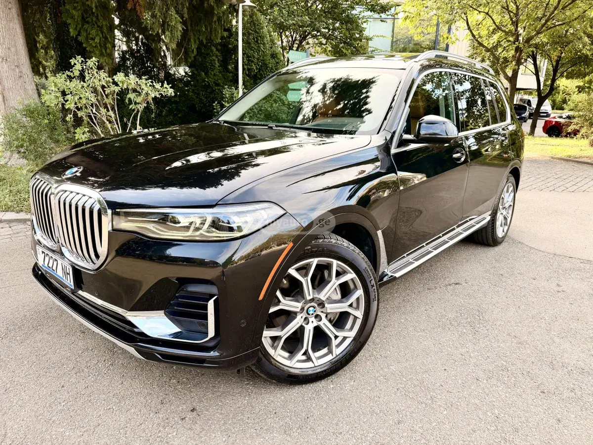 BMW X7
