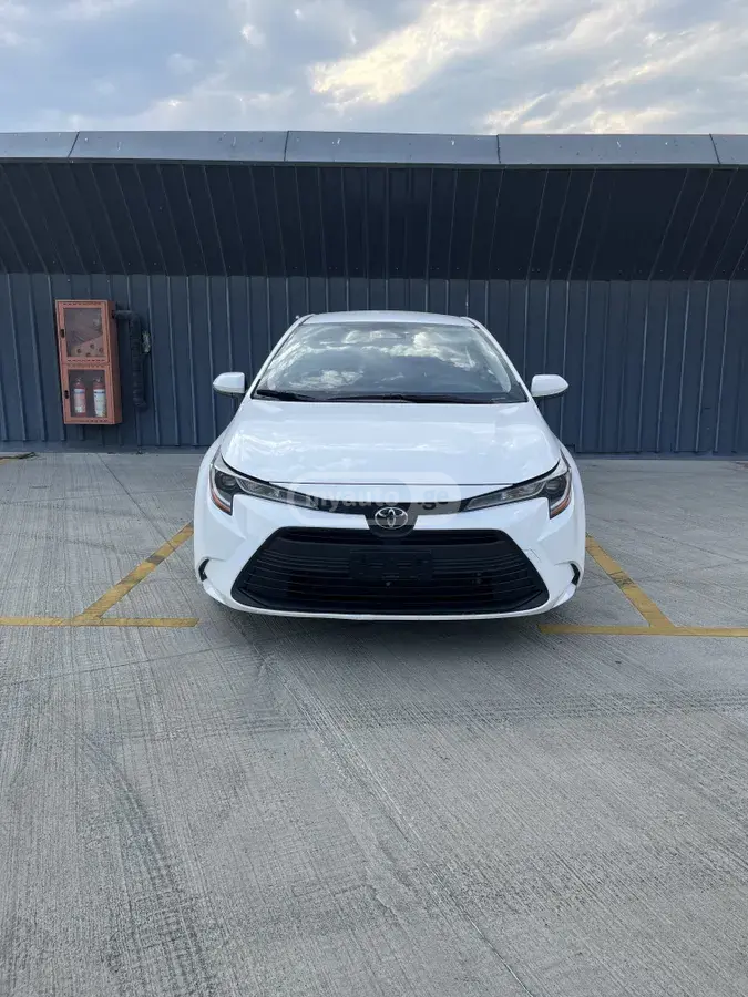 Toyota Corolla 2023 — photo 2