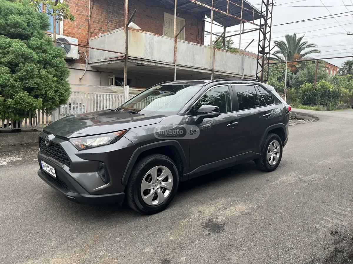 Toyota RAV4 2019 — photo 2
