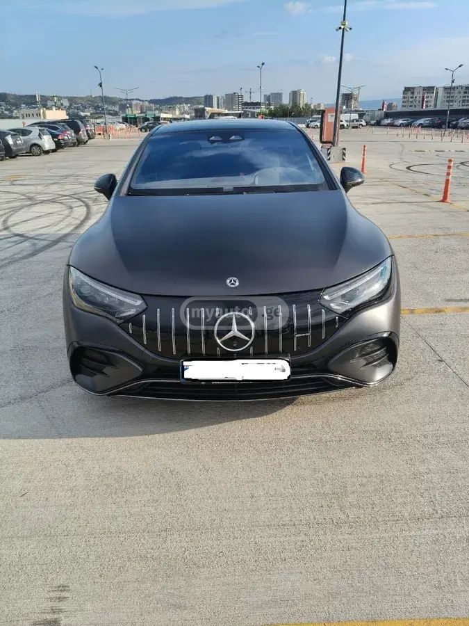 Mercedes-Benz EQE