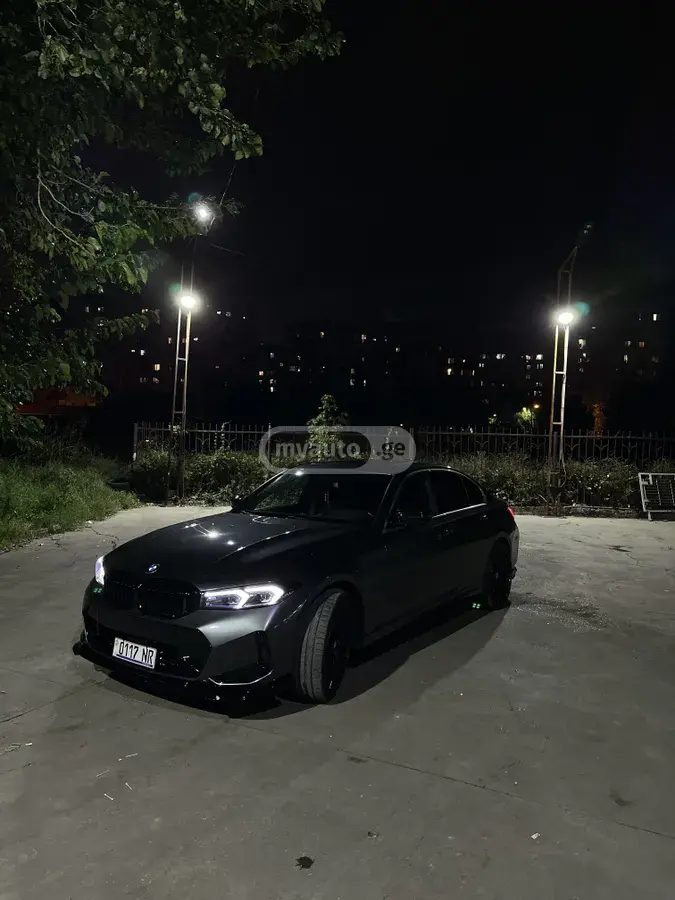 BMW 330 2020 — photo 2