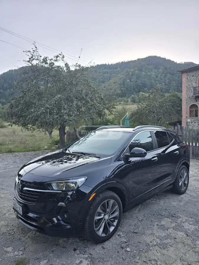 Buick Encore 2020 — photo 2