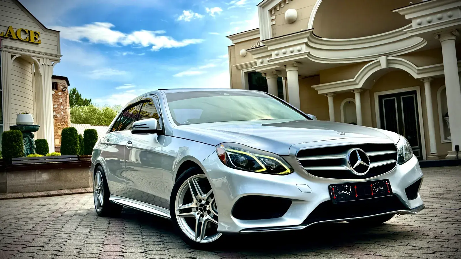 Mercedes-Benz E 350 2014 — photo 2