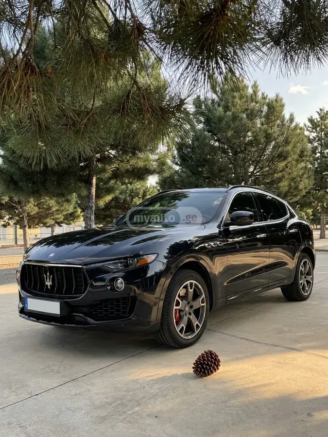 Maserati Levante 2022 — photo 2