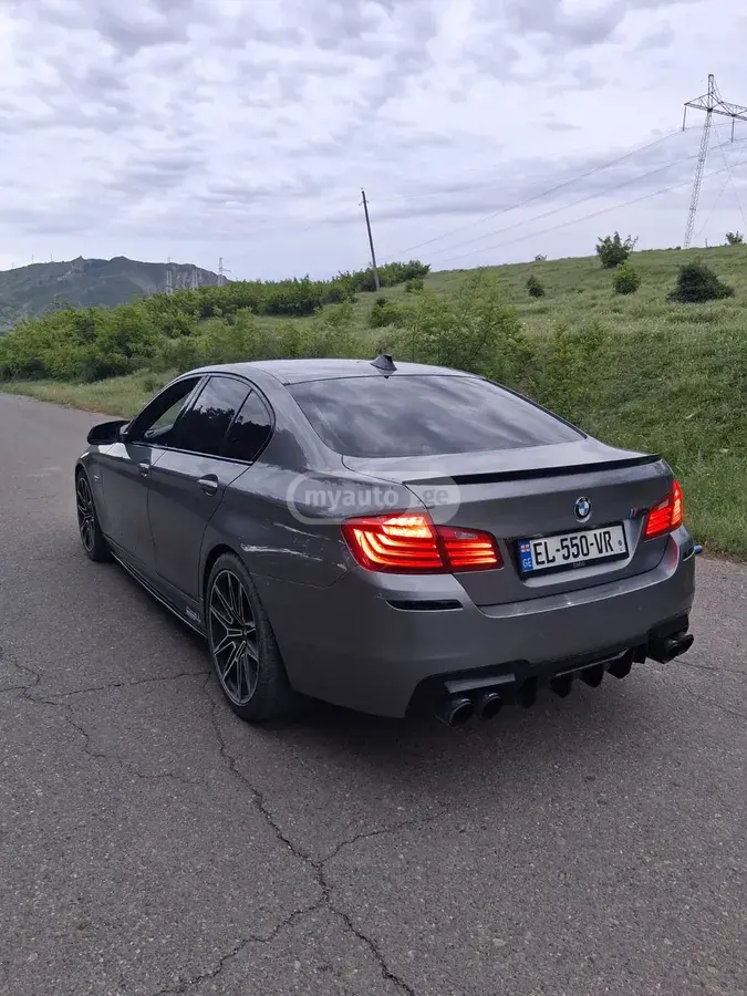 BMW 528 2014 — photo 2