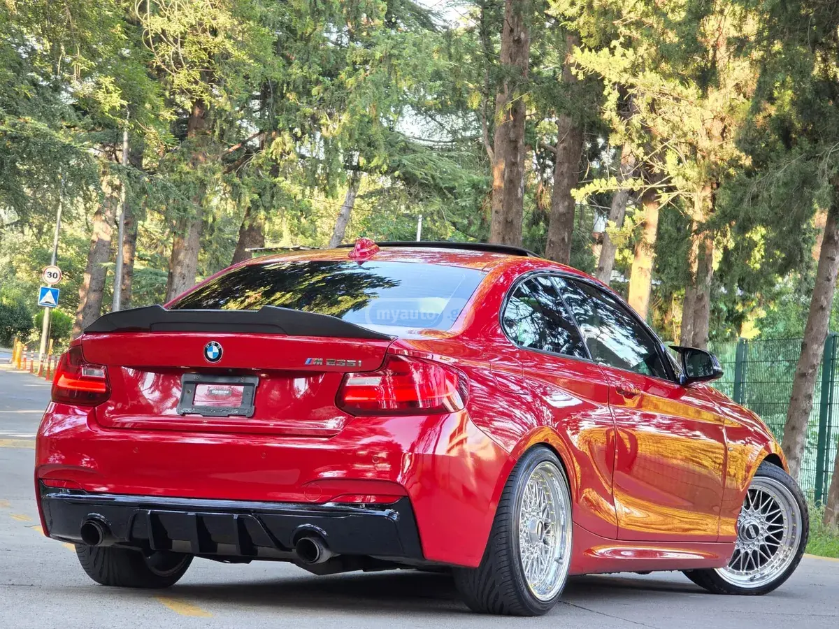 BMW M235 2015 — photo 2